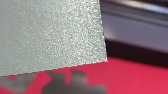 シート メタル エッジ デブーリング 腐り 砂 機 と ユーザー に 優しい デザイン