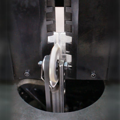 3Dネオン看板制作のためのステンレス鋼 CNC Channelume アルミニウムチャネルレターベンダー