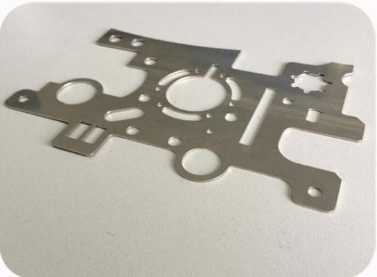 YZ-RC1500W 脱出口で不?? 鋼と炭素鋼のための金属片切断機
